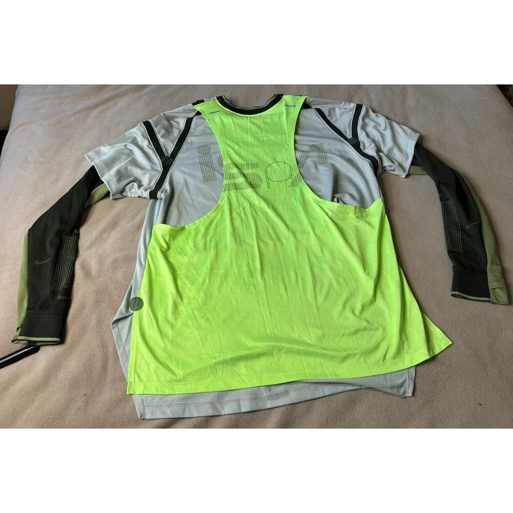 Nike ISPA Long-Sleeve Top Mens Activewear Sweat-Wicking FB2705-034 Size M